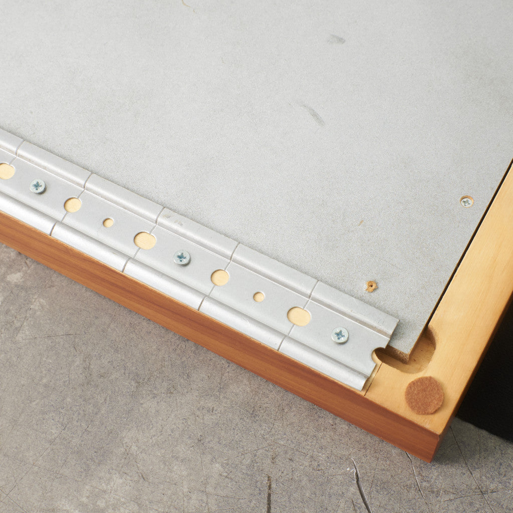 チェリー材 壁掛けCDラック