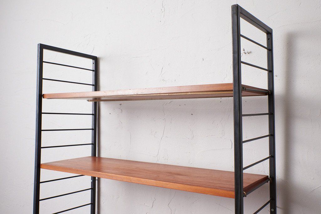 Ladderax ウォールユニット シェルフ｜ステイプルズ Staples ( Staples of Cricklewood )｜ロバート･ヒール robert heal