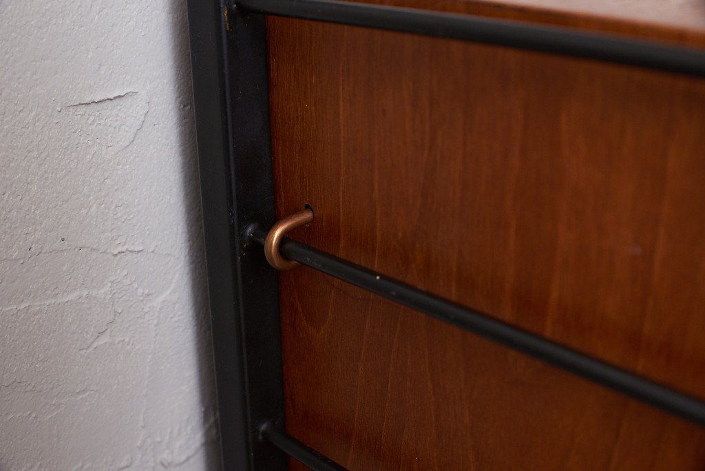 Ladderax ウォールユニット シェルフ｜ステイプルズ Staples ( Staples of Cricklewood )｜ロバート･ヒール robert heal