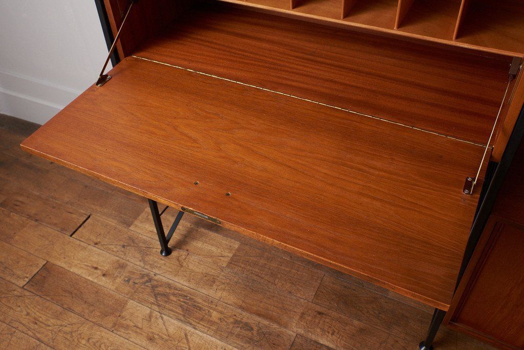 Ladderax ウォールユニット シェルフ｜ステイプルズ Staples ( Staples of Cricklewood )｜ロバート･ヒール robert heal