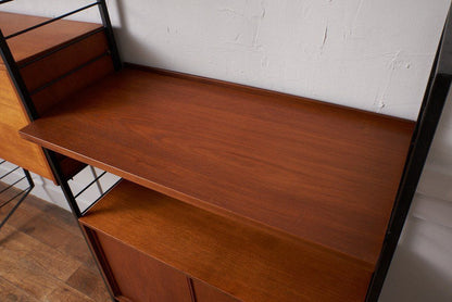 Ladderax ウォールユニット シェルフ｜ステイプルズ Staples ( Staples of Cricklewood )｜ロバート･ヒール robert heal