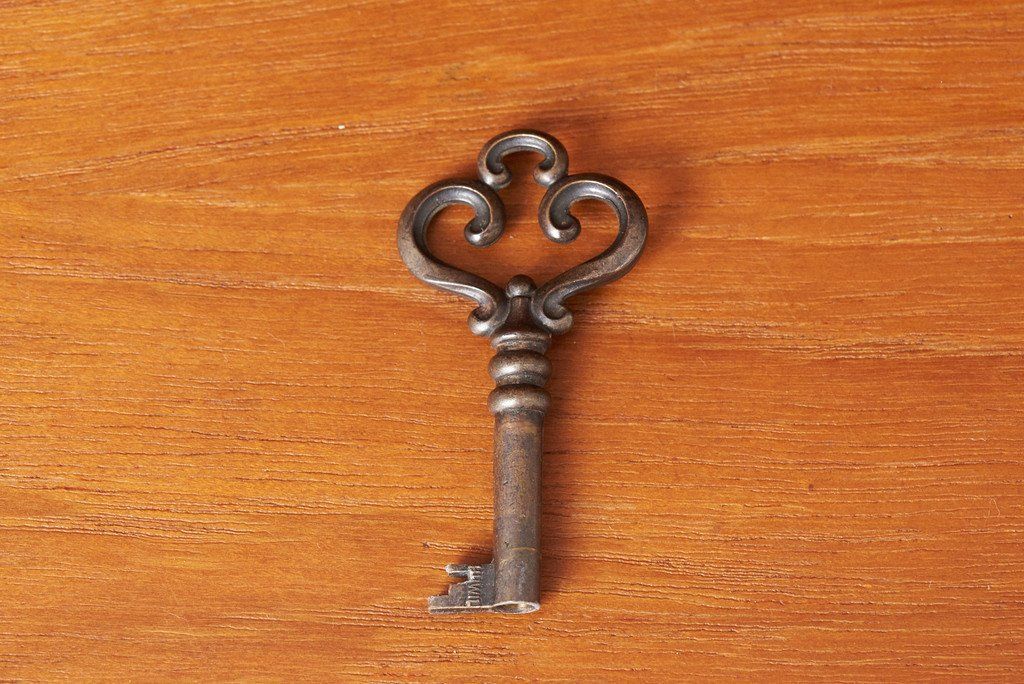 Ladderax ウォールユニット シェルフ｜ステイプルズ Staples ( Staples of Cricklewood )｜ロバート･ヒール robert heal