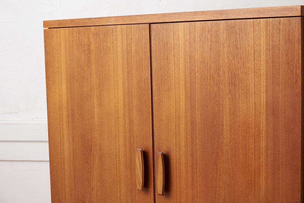 Quadrille ヴィンテージ ワードローブ (1780)