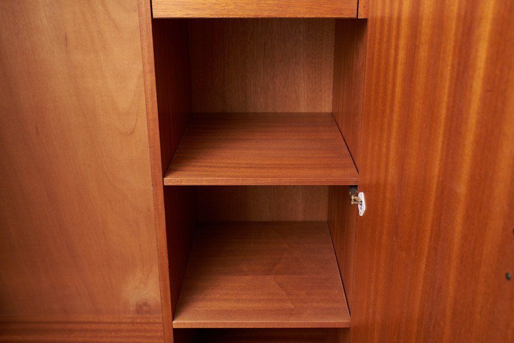 Quadrille ヴィンテージ ワードローブ (1780)