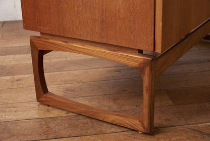 Quadrille ヴィンテージ ワードローブ (1780)