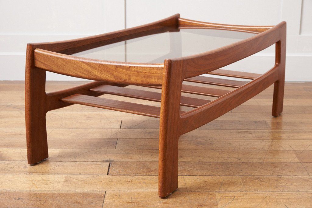 カトリーナ コーヒーテーブル