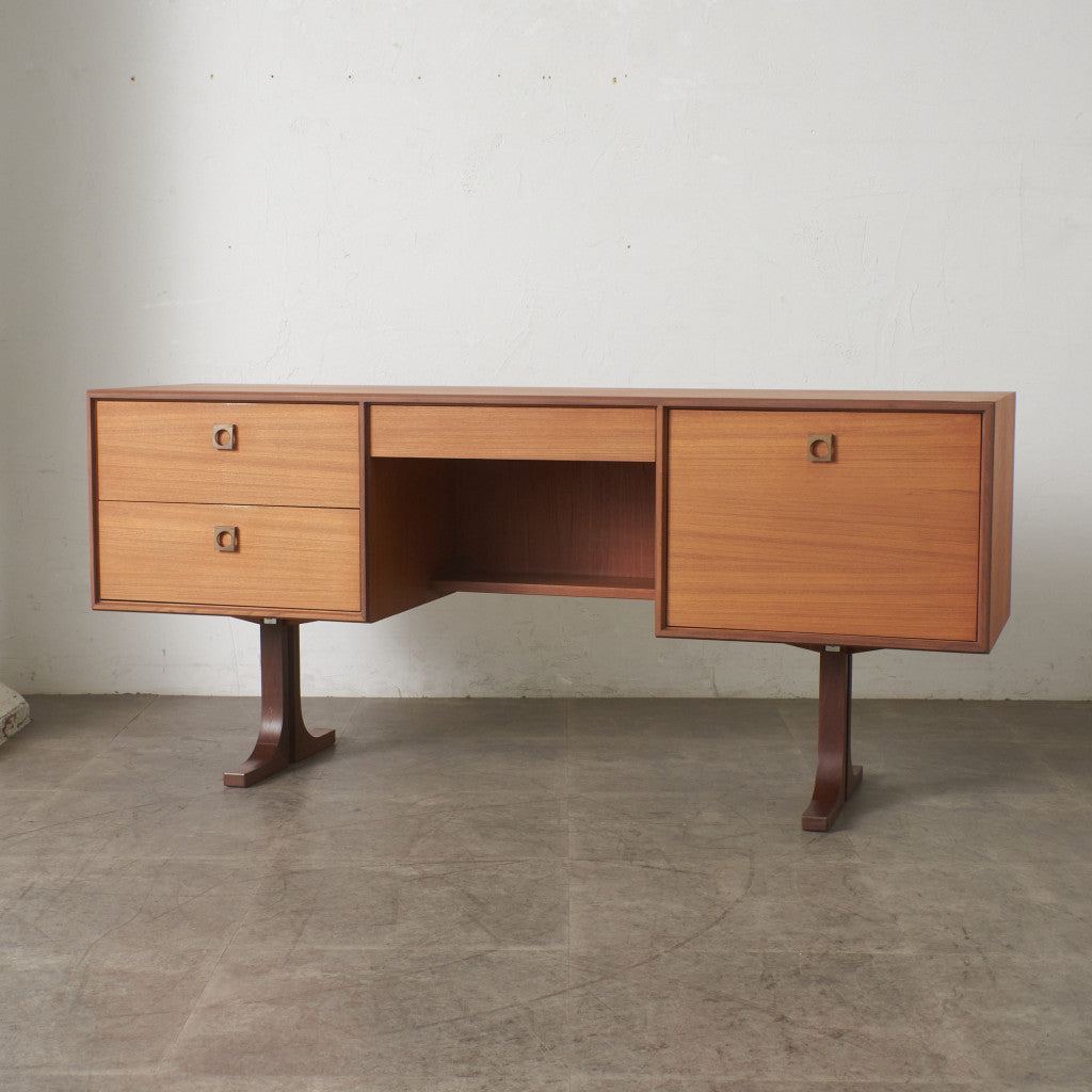 Form FIVE ヴィンテージデスク (2000)