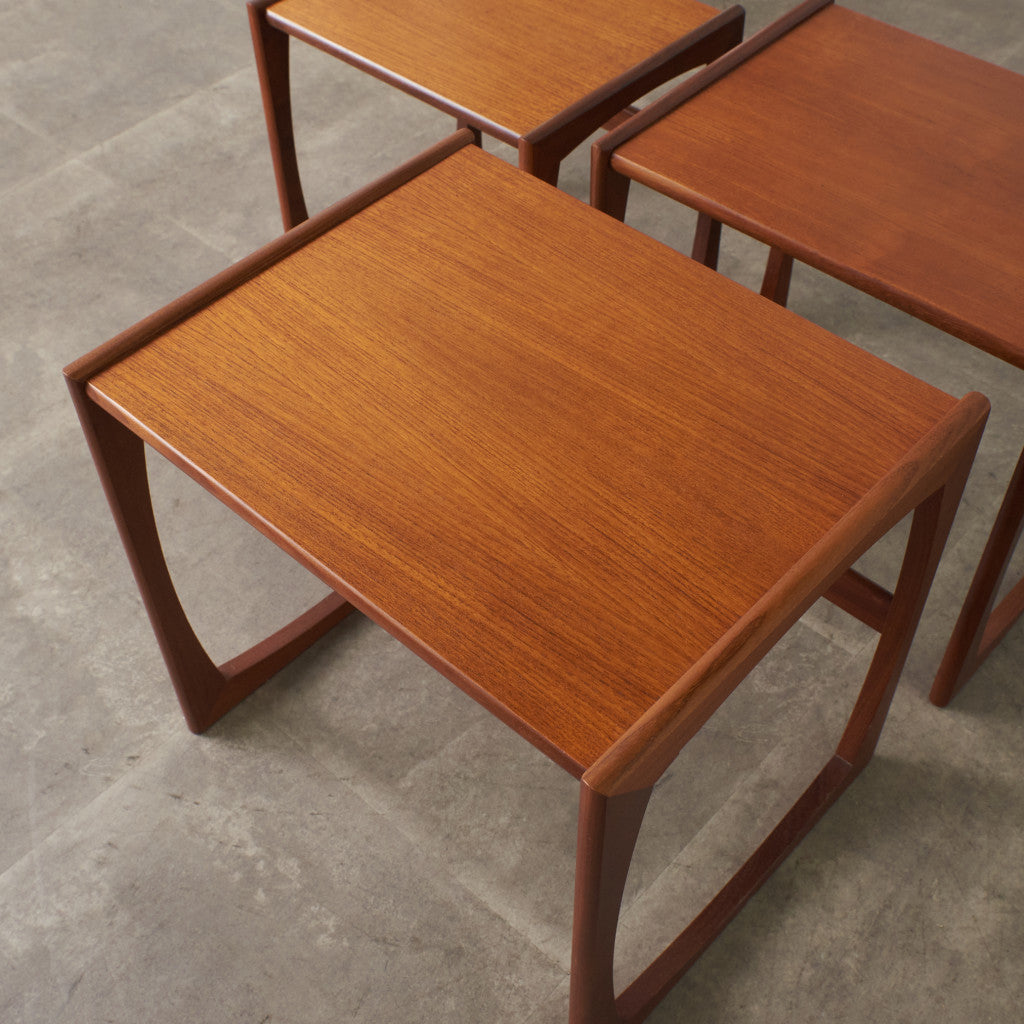 Quadrille ヴィンテージ ネストテーブル