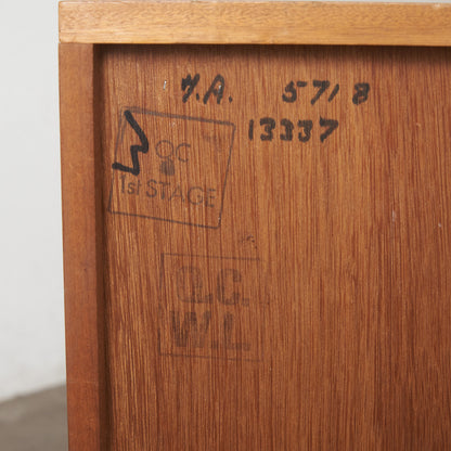 英国 ヴィンテージ 3段 チェスト