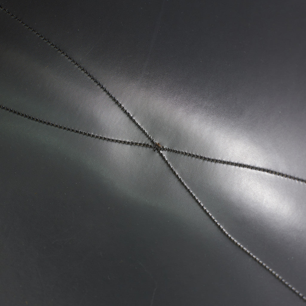 サイドシェルチェア スタッキングベース