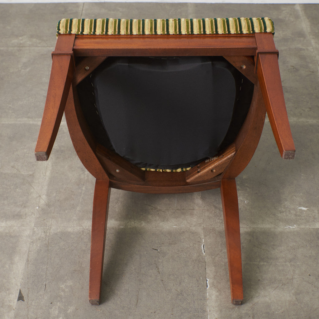 TRIUNE サイドチェア