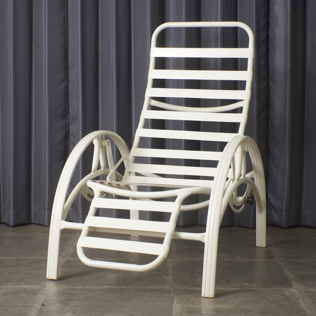 リクライニングチェア