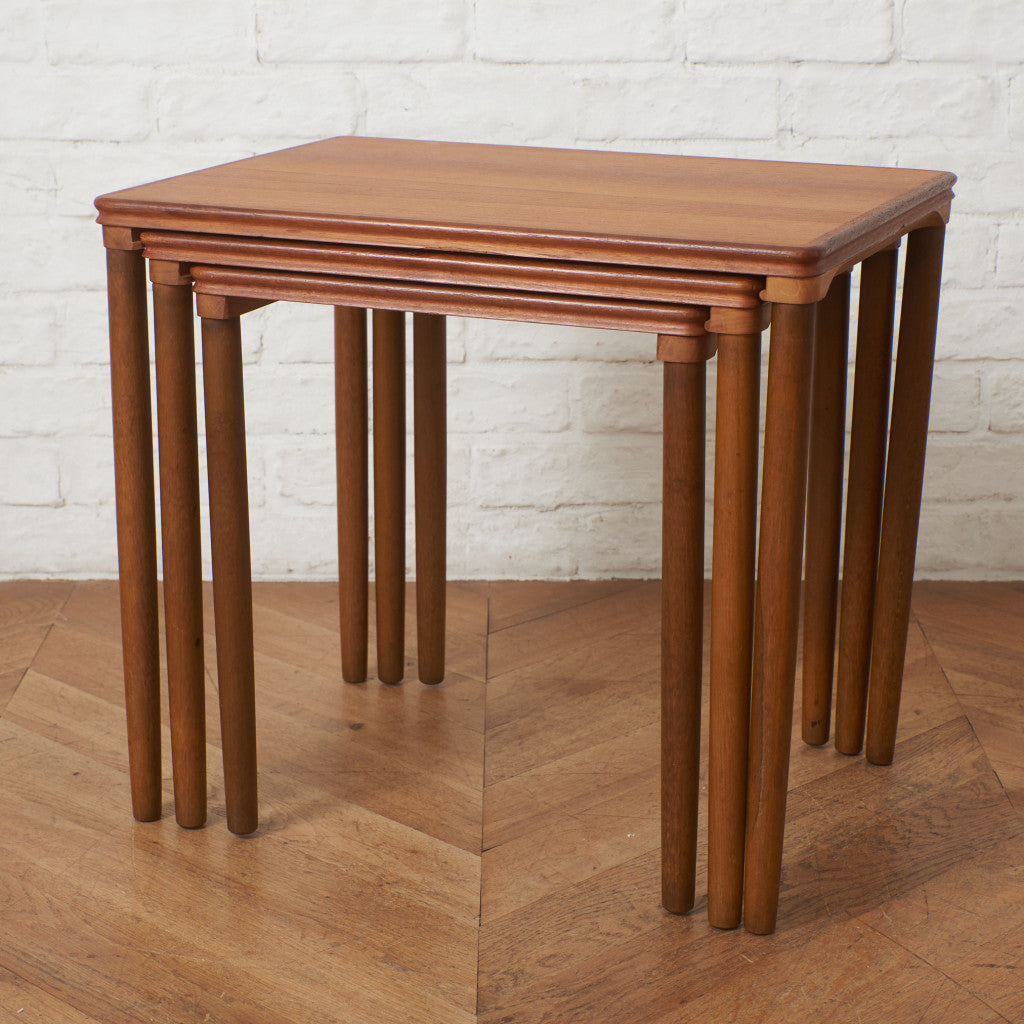 デンマーク ヴィンテージ ネストテーブル