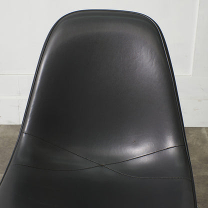 サイドシェルチェア スタッキングベース