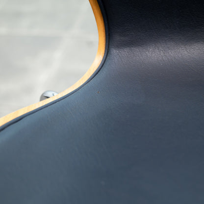 セブンチェア / フロントパディング