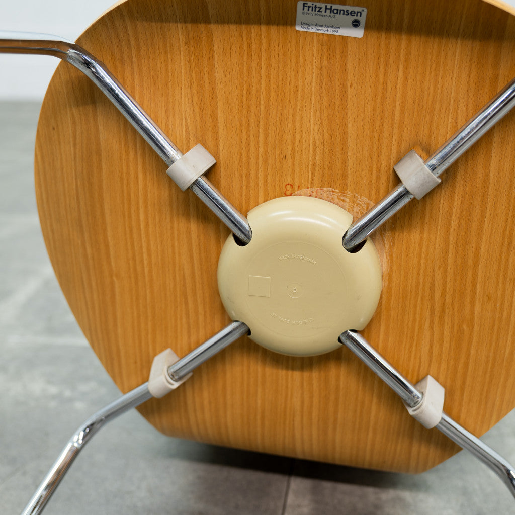 セブンチェア / フロントパディング