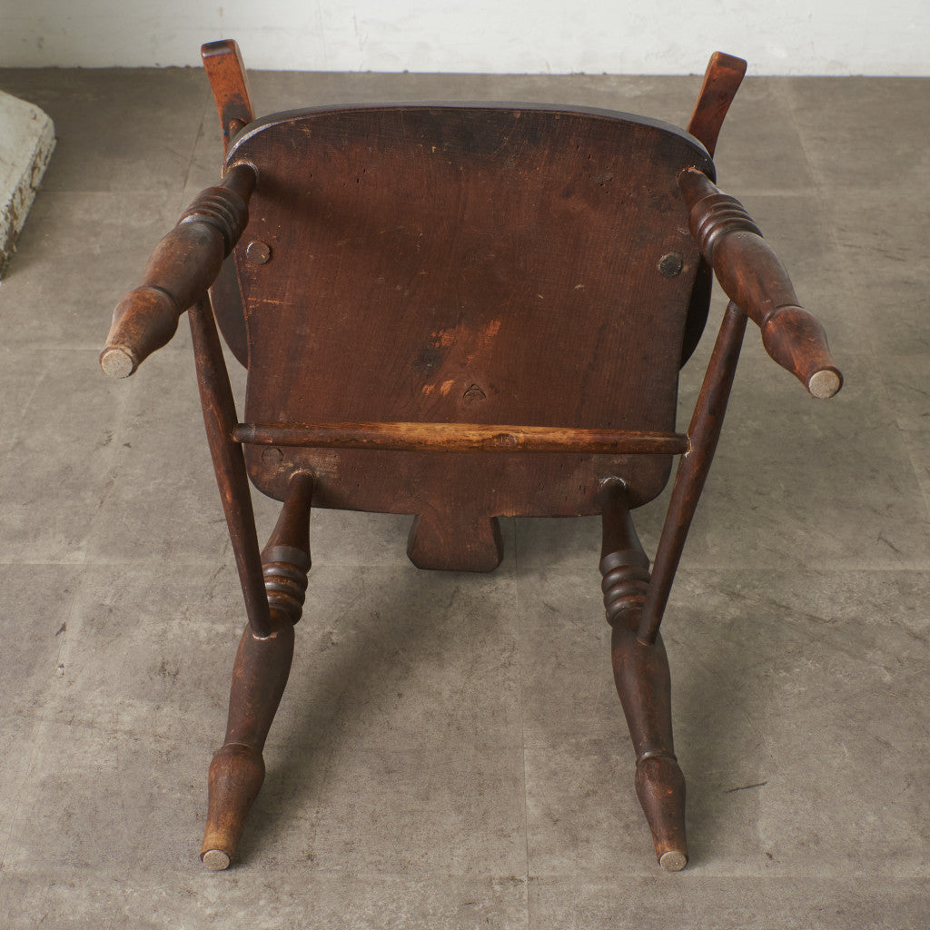 英国アンティーク ホイールバックウィンザーアームチェア