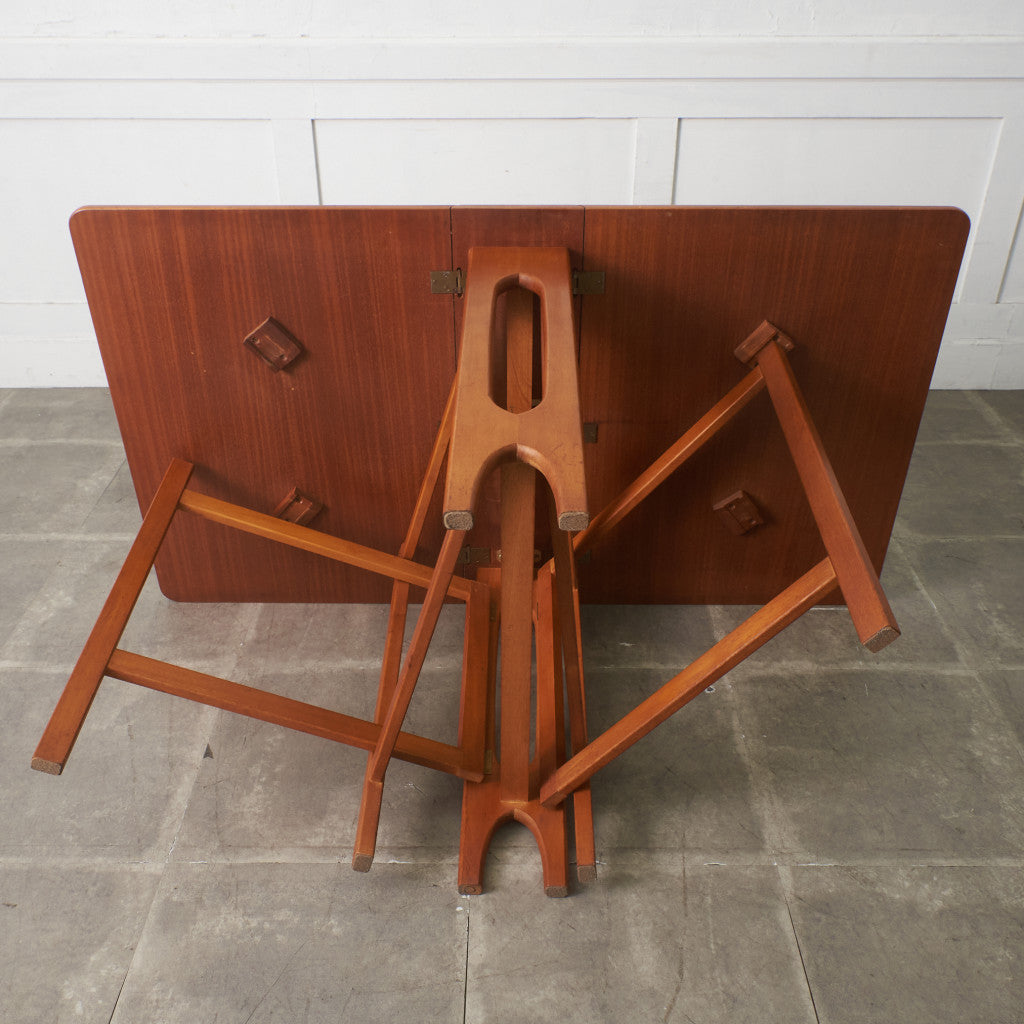 ドロップリーフゲートレッグテーブル