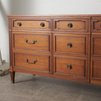 TRIUNE チェストボード