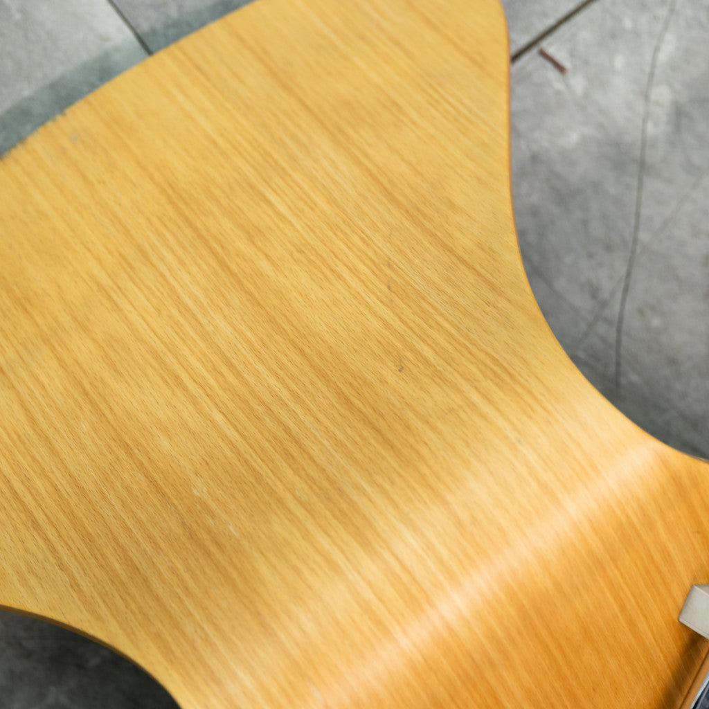 セブンチェア / フロントパディング