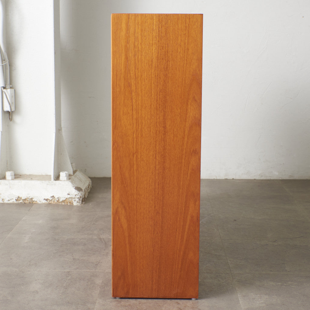 ヴィンテージ ナロー ガラスキャビネット