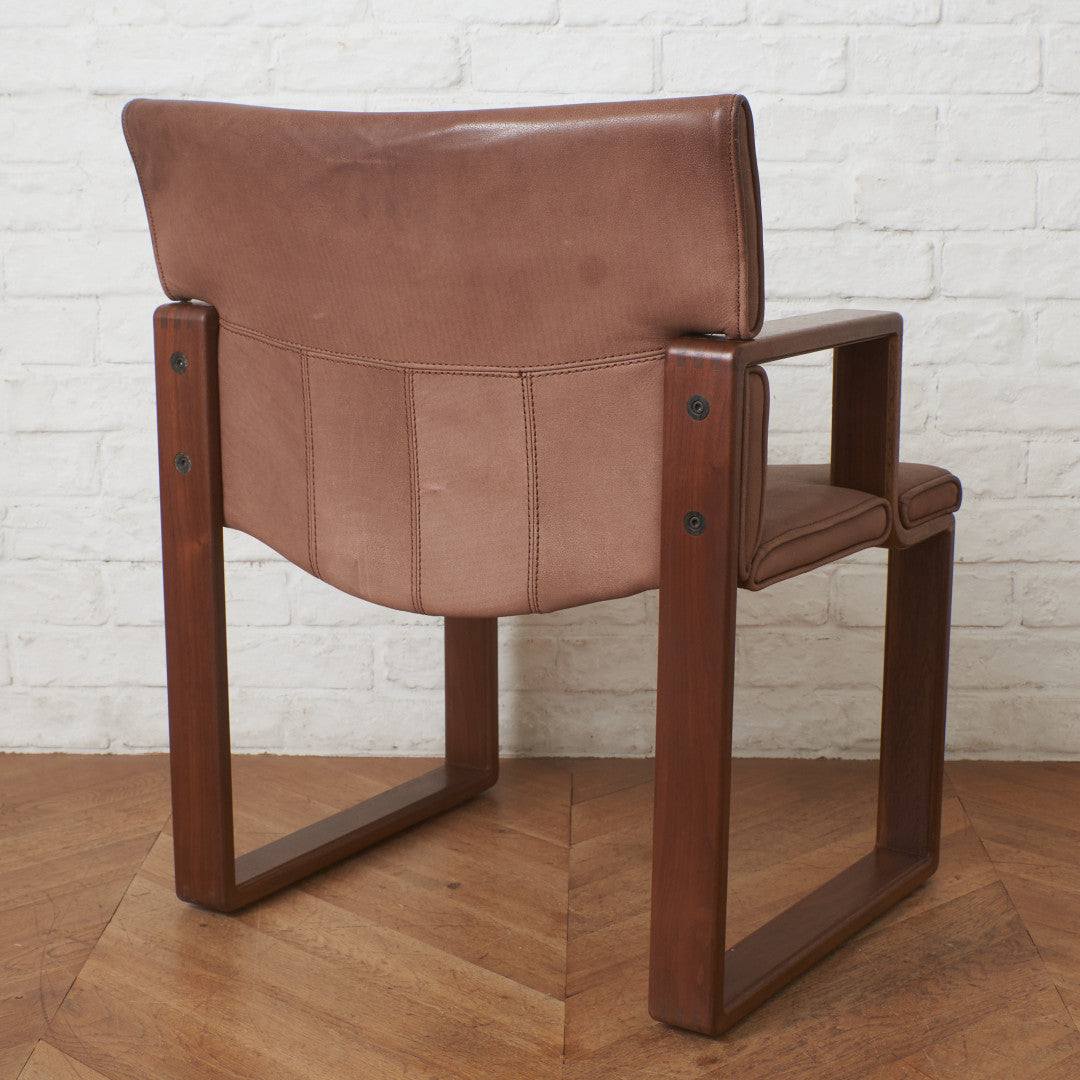 BOLS ダイニングアームチェア