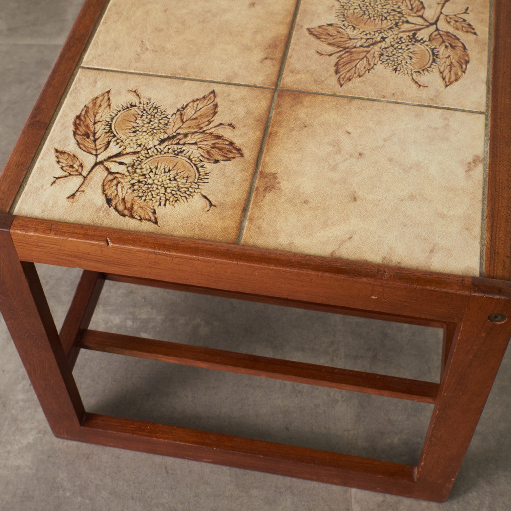 ヴィンテージ タイルトップ コーヒーテーブル