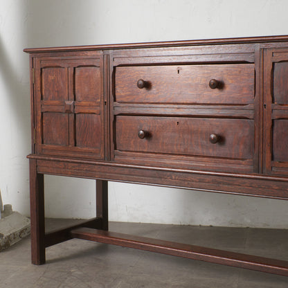 英国アンティーク サイドボード