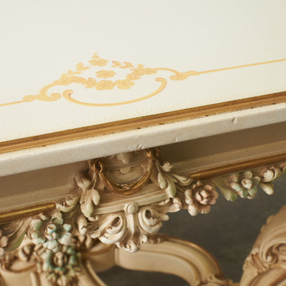 ダイニングテーブル