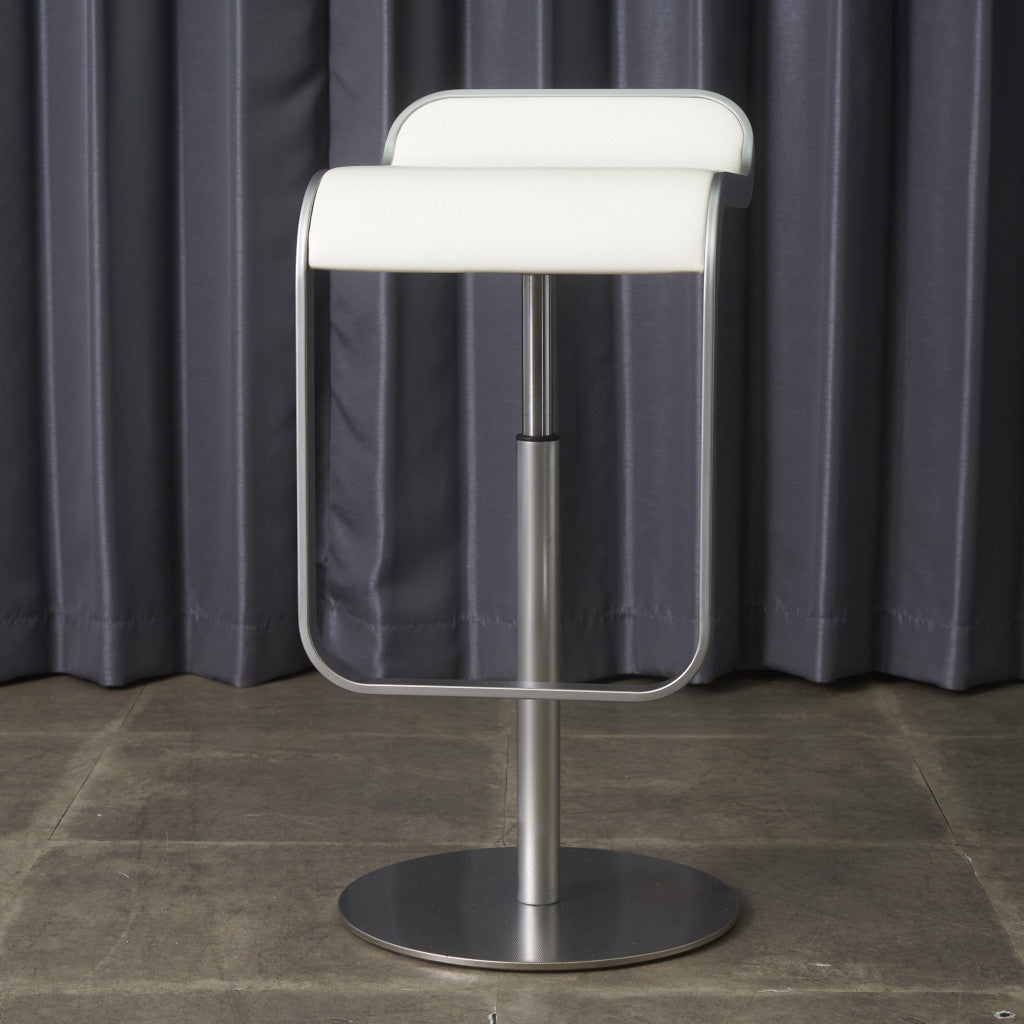 LEM 本革張りスツール