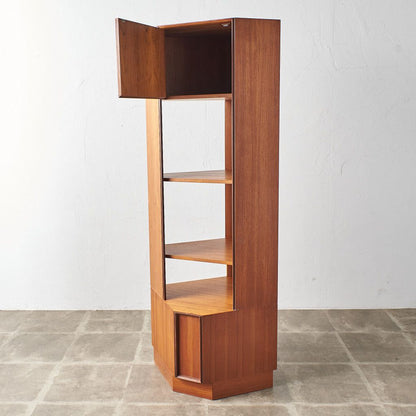 Form FIVE ウォールユニット  凹型コーナーキャビネット