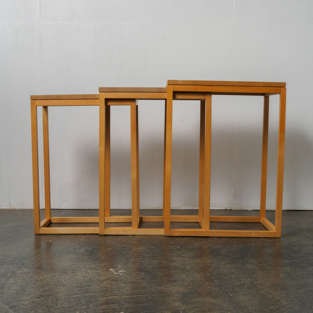 Trio ネストテーブル