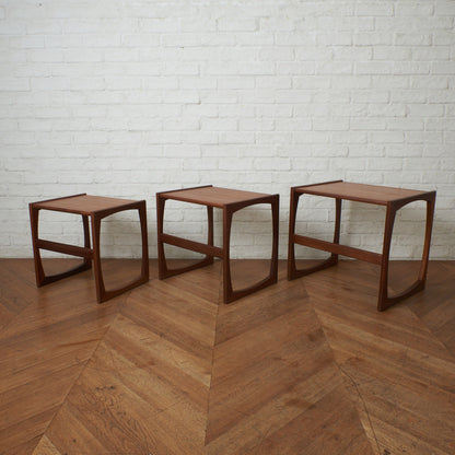 Quadrille ヴィンテージ ネストテーブル