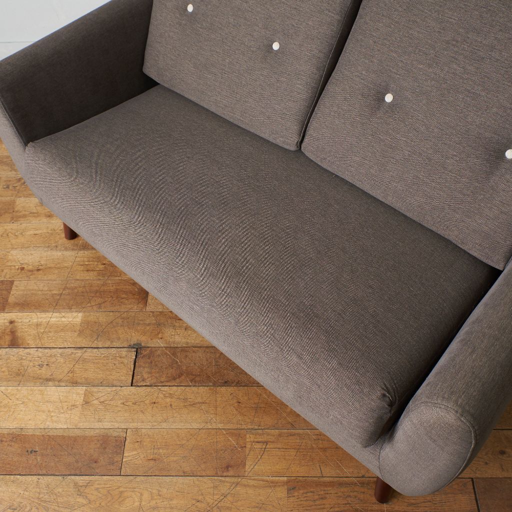 The Sixty Three 2シーターソファ