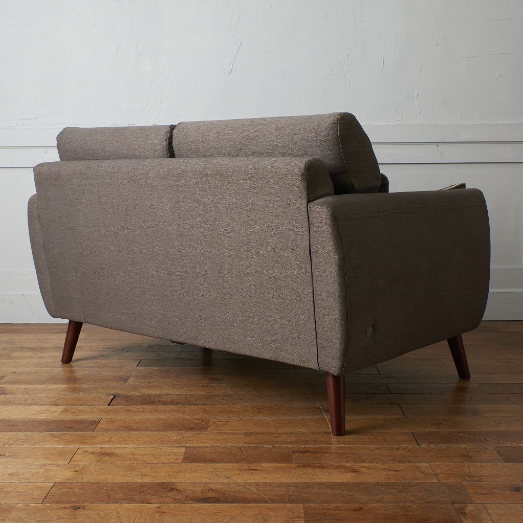 The Sixty Three 2シーターソファ