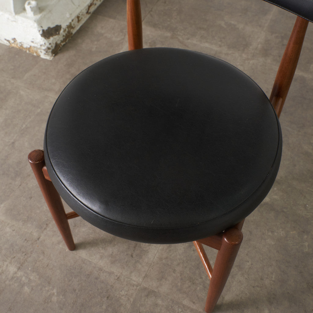 サーキュラーチェア