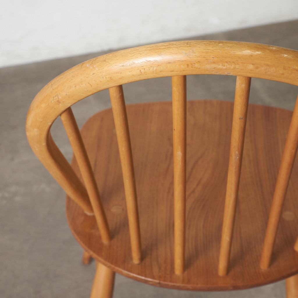 フープバックチェア