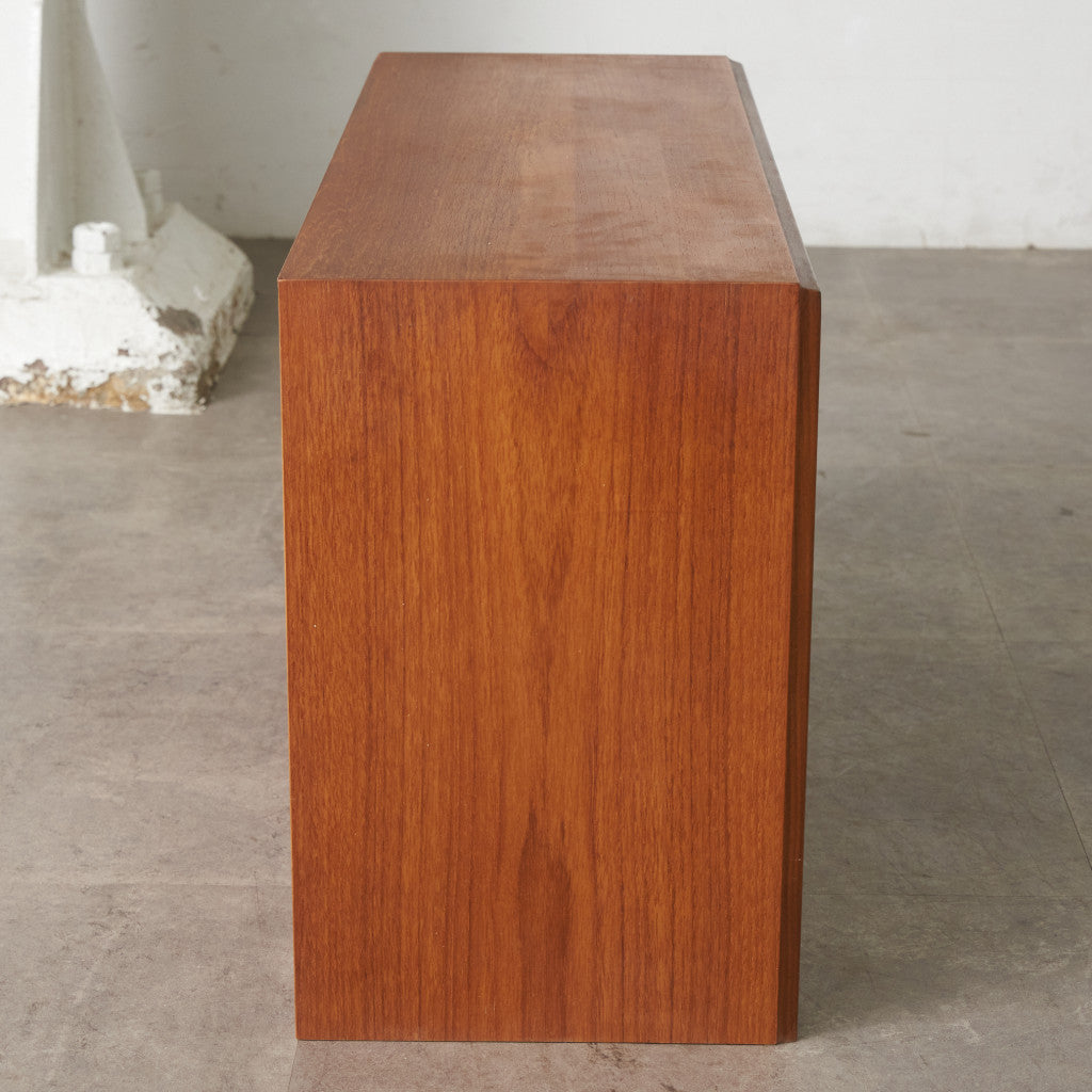 Form FIVE キャビネット