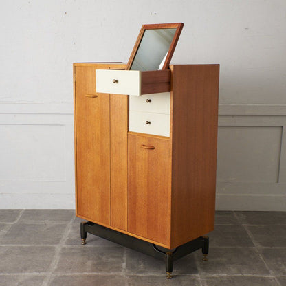 Chinese white トールボーイ ワードローブ (B937)  / 初期ゴールドラベル