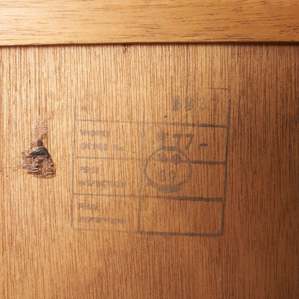 Chinese white トールボーイ ワードローブ (B937)  / 初期ゴールドラベル