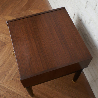 Tola&black ベッドサイドテーブル 206