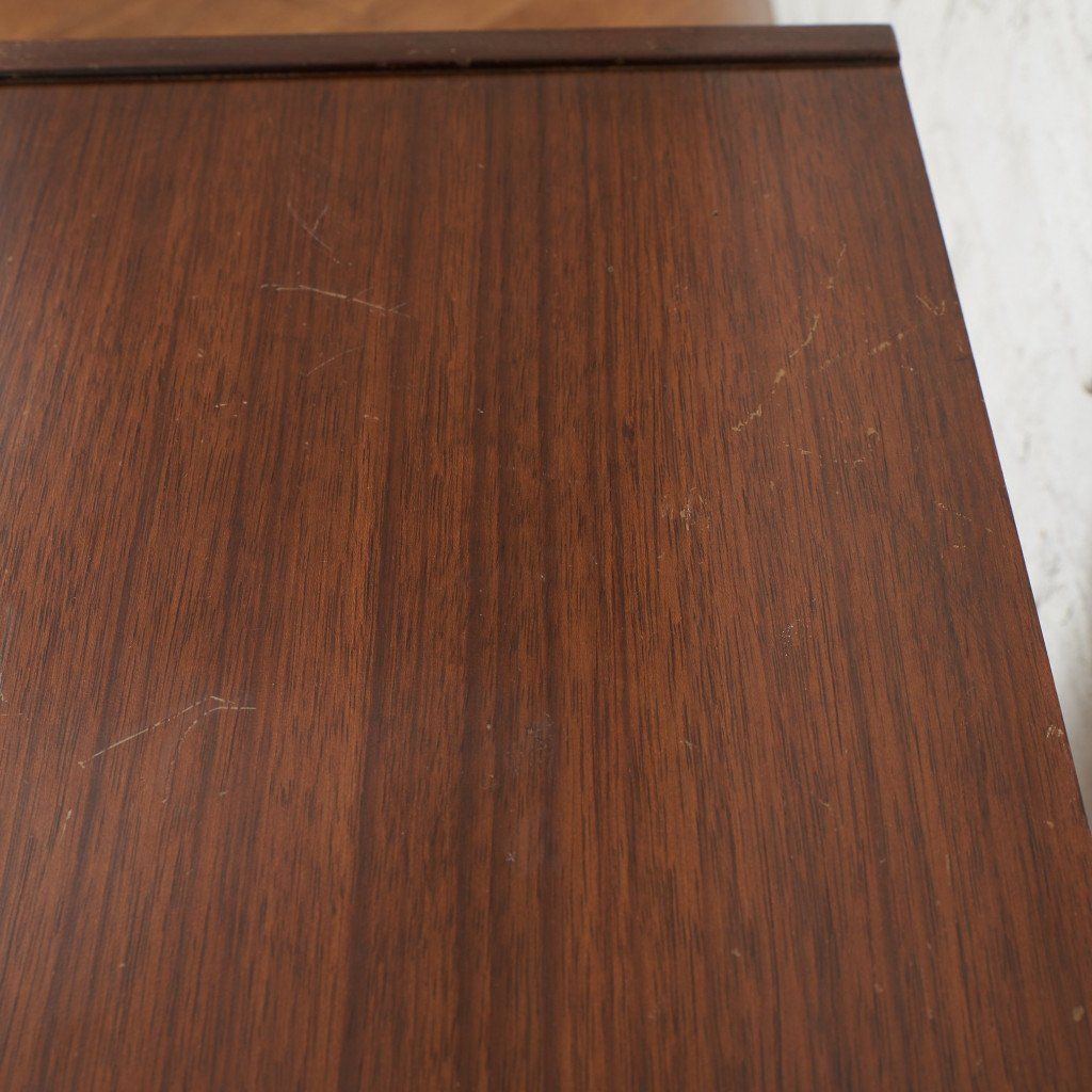 Tola&black ベッドサイドテーブル 206