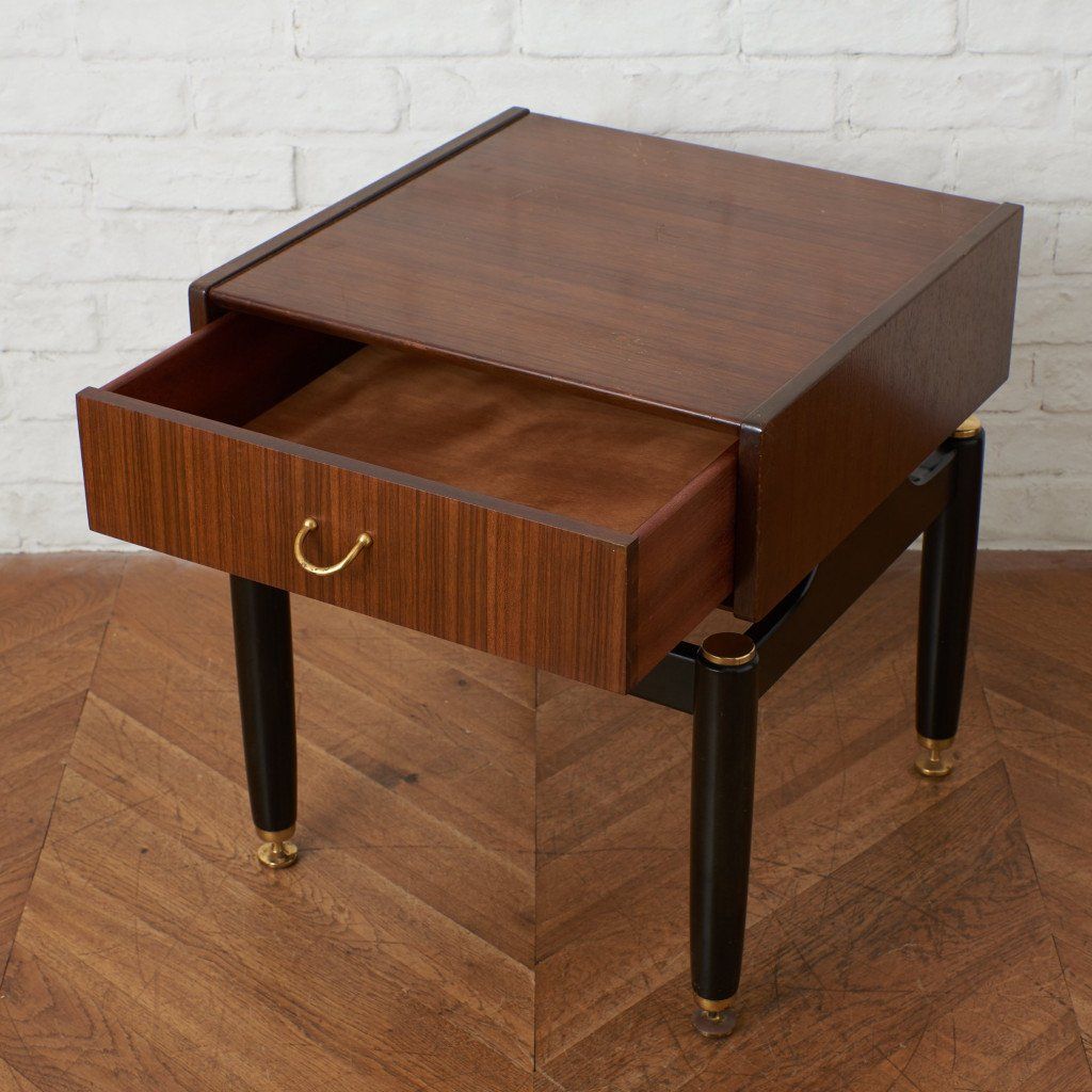 Tola&black ベッドサイドテーブル 206