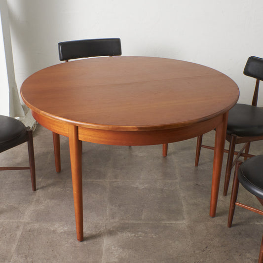 エクステンション ラウンドダイニングテーブル