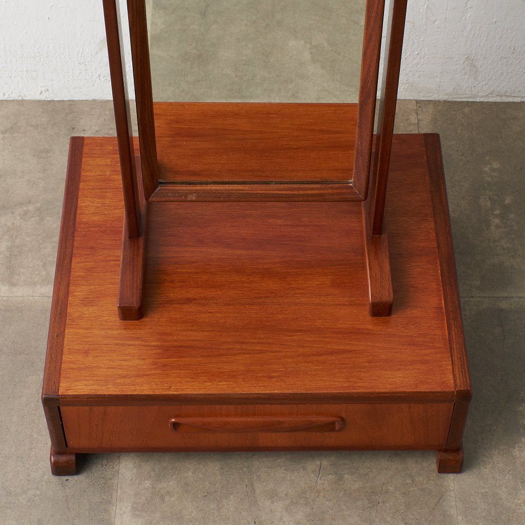 Fresco 収納付き スタンドミラー