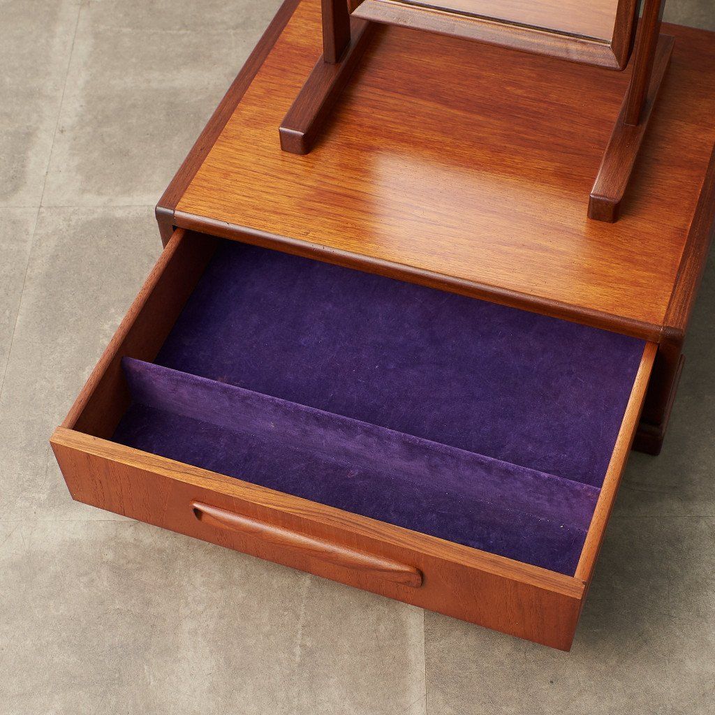 Fresco 収納付き スタンドミラー