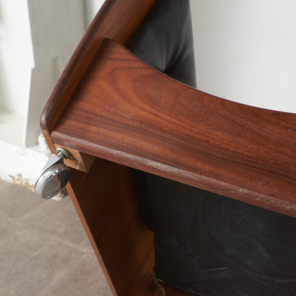 サドルシリーズ 3人掛けソファ / 張替済