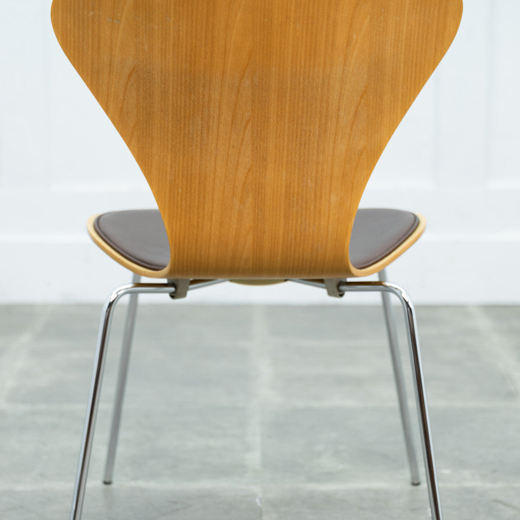 セブンチェア / フロントパディング