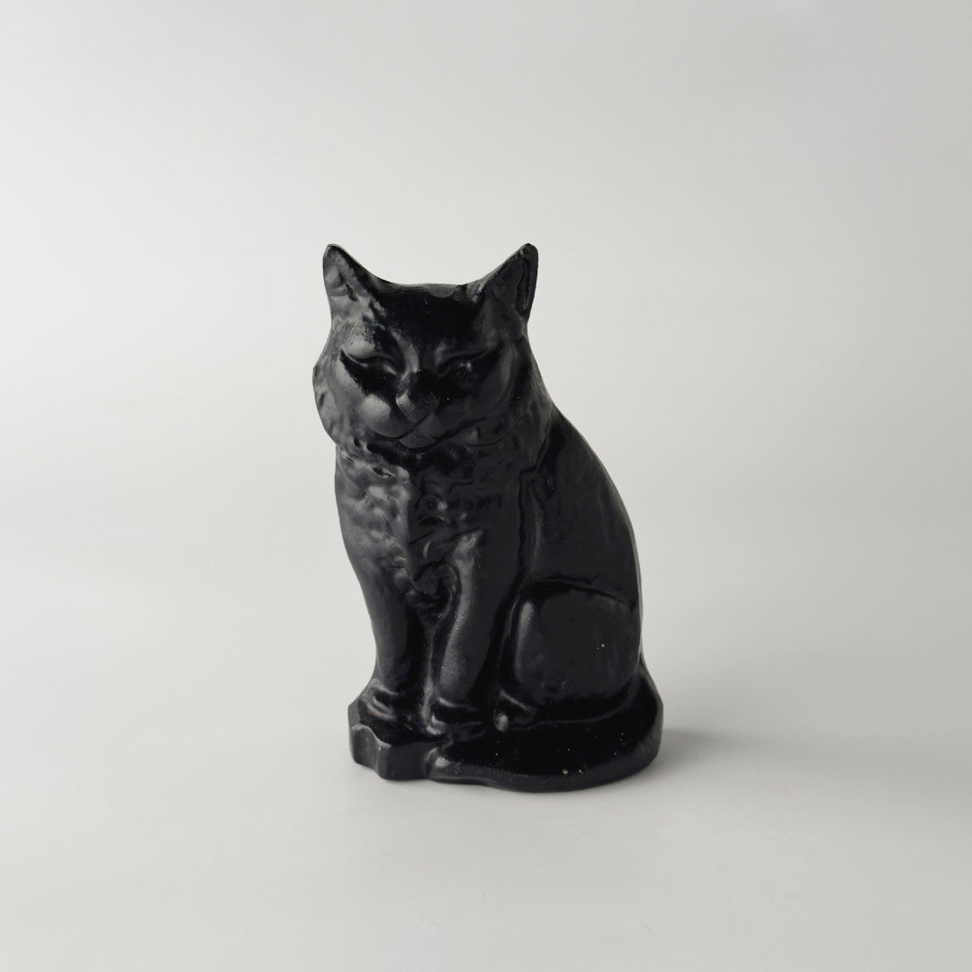 ヴィンテージ 鉄製 猫のフィギュリン