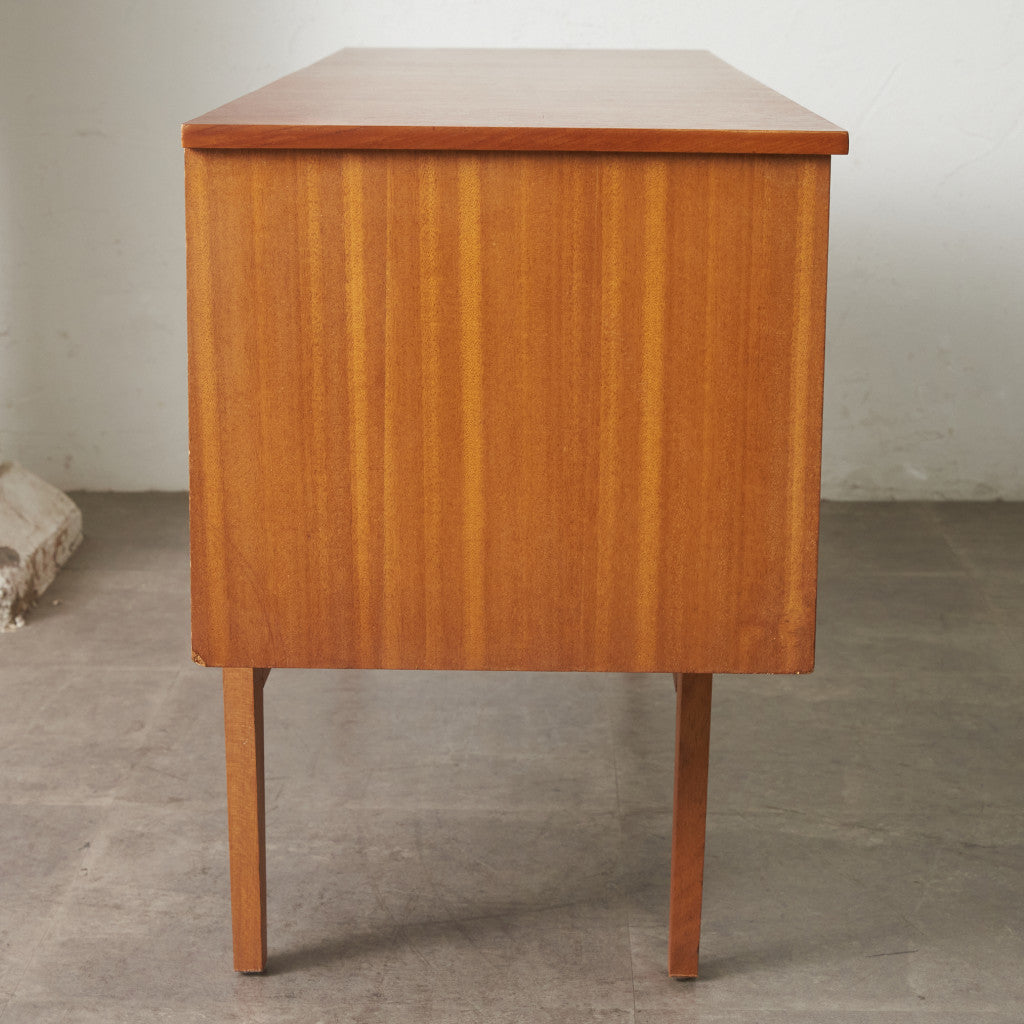 イギリスヴィンテージ サイドボード